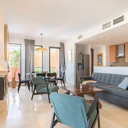 Calma Cascada Seaview Apartment *