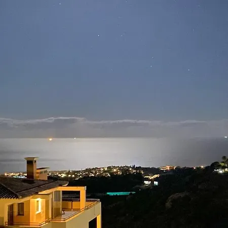 Calma Cascada Seaview Apartment